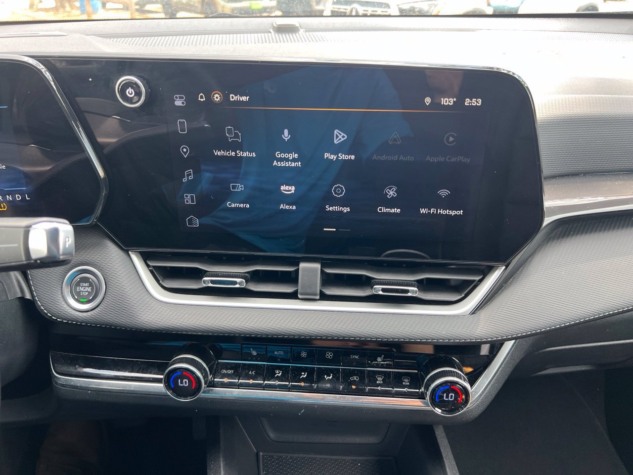 Used 2025 Chevrolet Equinox LT w/ Convenience Package II FWD image 18