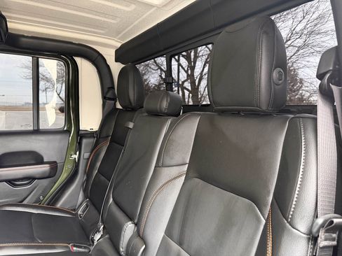 Used 2023 Jeep Gladiator Mojave w/ LED Lighting Group image 15