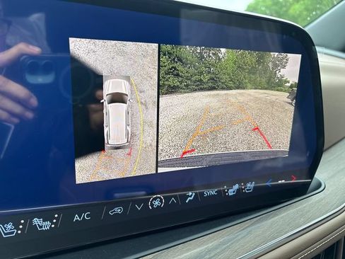 New 2026 Chevrolet Tahoe High Country AWD/4WD image 20