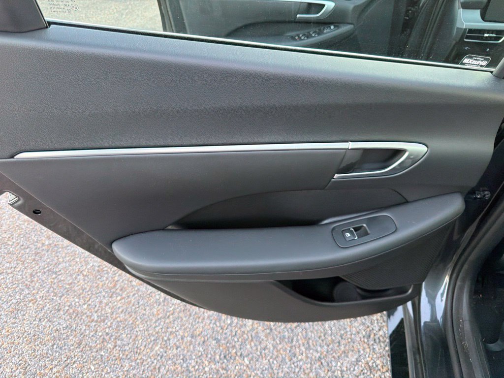 Used 2026 Hyundai Sonata SEL FWD image 16