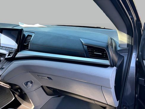 Used 2018 Honda Odyssey Touring image 19