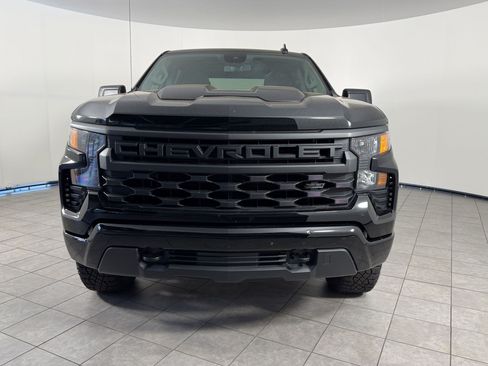 Used 2026 Chevrolet Silverado 1500 Custom Trail Boss w/ Midnight Edition AWD/4WD image 6