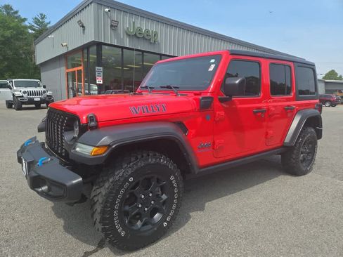 Used 2023 Jeep Wrangler Unlimited w/ Cold Weather Group AWD/4WD image 8