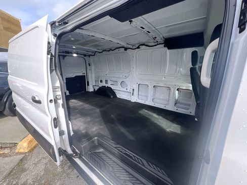 Used 2024 Ford Transit 250 Low Roof AWD image 24