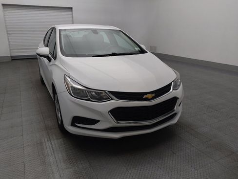 Used 2017 Chevrolet Cruze LS FWD image 14