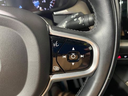 Used 2021 Volvo XC60 T5 Inscription AWD/4WD image 20