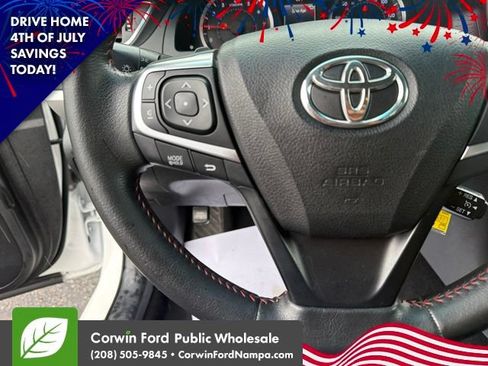 Used 2016 Toyota Camry SE FWD image 12