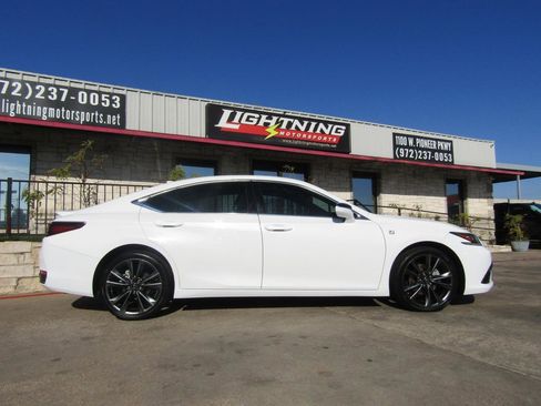 Used 2021 Lexus ES 250 F Sport image 5