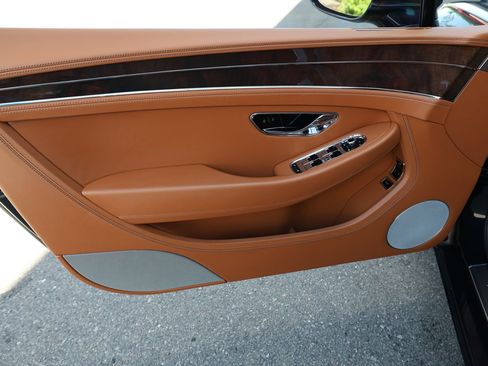 Certified 2020 Bentley Continental GT AWD/4WD image 17