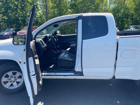 Used 2016 Chevrolet Colorado W/T RWD image 17