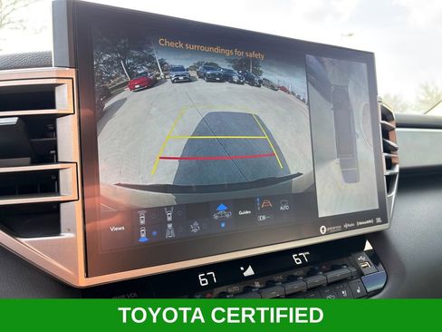 Used 2023 Toyota Tundra Limited image 22