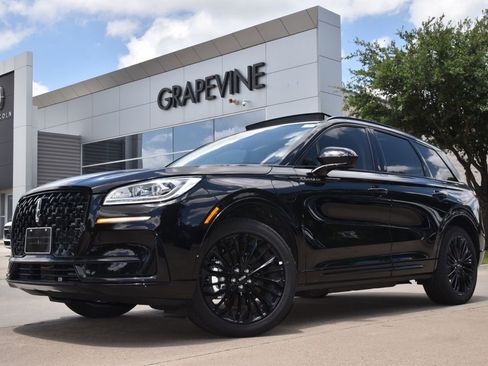 New 2026 Lincoln Corsair Grand Touring w/ Jet Appearance Package AWD/4WD image 1