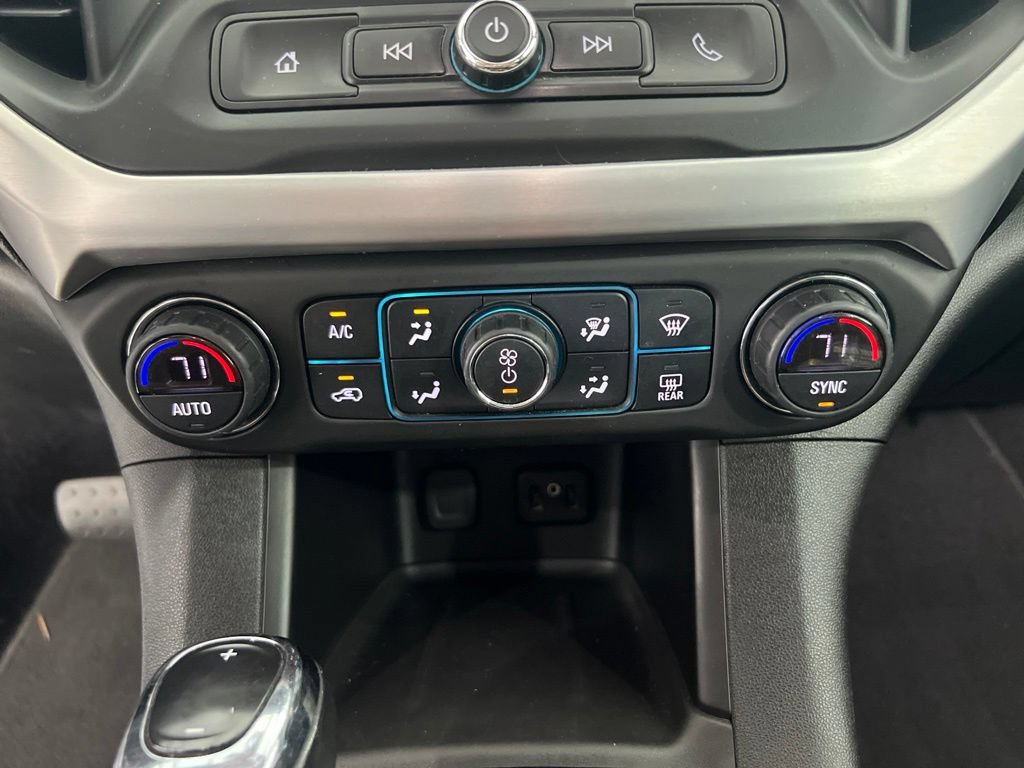 Used 2019 GMC Acadia SLE FWD image 17