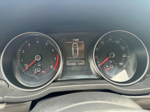 Used 2017 Volkswagen Passat 1.8T R-Line FWD image 34