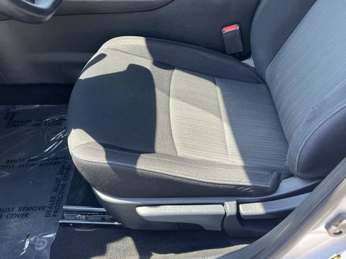 Used 2020 Nissan Sentra SV FWD image 29