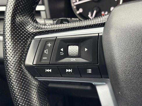 Used 2024 Mitsubishi Outlander SE image 27