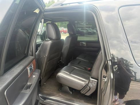 Used 2016 Lincoln Navigator L Select AWD/4WD image 4