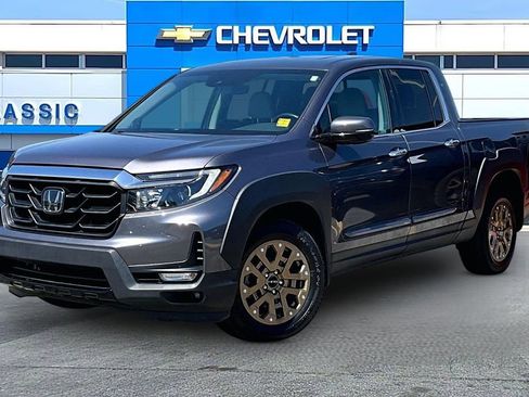 Used 2022 Honda Ridgeline RTL-E image 3