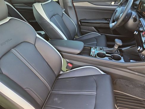 New 2026 Kia K5 GT-Line image 10