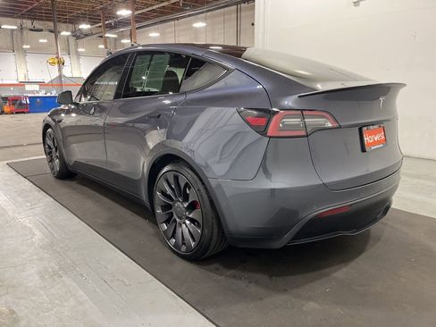 Used 2021 Tesla Model Y Performance image 6