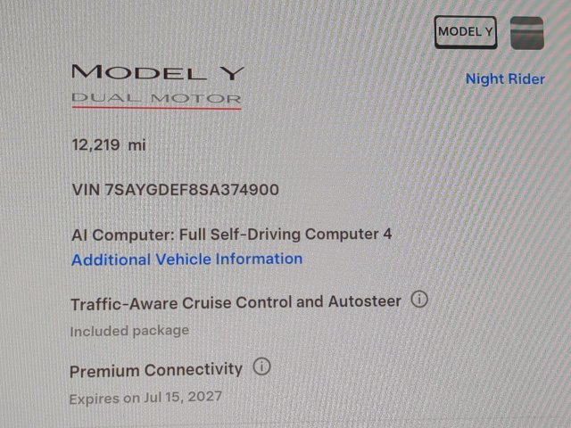 Used 2025 Tesla Model Y Performance AWD/4WD image 29