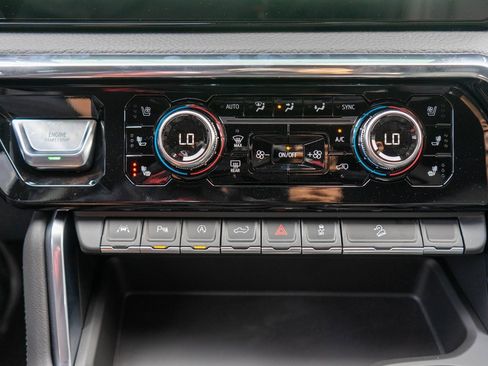 New 2026 GMC Sierra 1500 Denali w/ Denali Reserve Package image 28