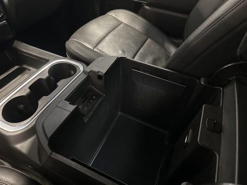 Used 2022 Chevrolet Silverado 1500 LTZ image 27