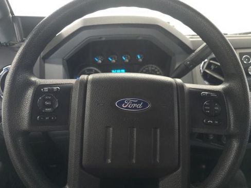 Used 2016 Ford F250 XLT AWD/4WD image 23
