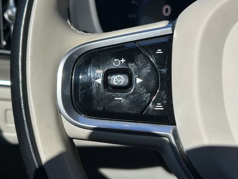 Used 2023 Volvo XC60 B5 Plus w/ Climate Package image 36