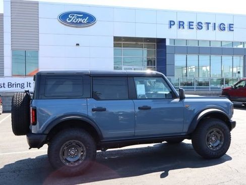 New 2025 Ford Bronco Badlands w/ Sasquatch Package AWD/4WD image 14