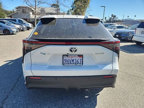 Used 2023 Toyota bZ4X Limited image 4