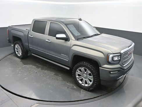 Used 2017 GMC Sierra 1500 Denali w/ Denali Ultimate Package image 44