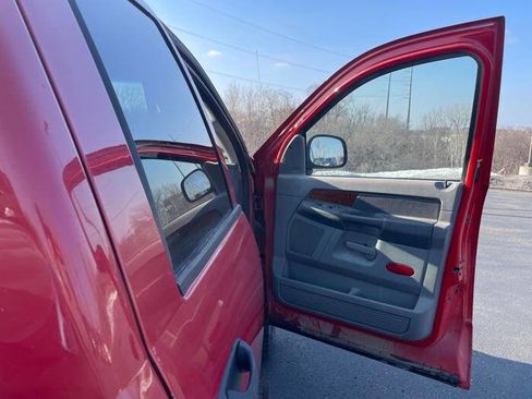 Used 2006 Dodge Ram 2500 Truck SLT image 31