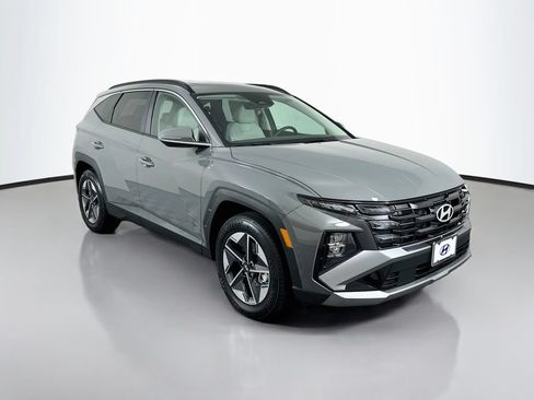 New 2026 Hyundai Tucson SEL FWD image 3