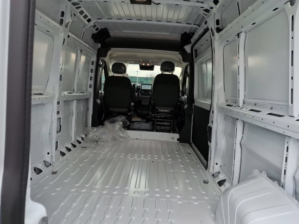 New 2026 RAM ProMaster 2500 w/ Premium Convenience Group FWD image 13