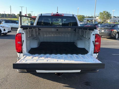 Used 2022 Chevrolet Colorado Z71 w/ Trail Boss Package AWD/4WD image 33