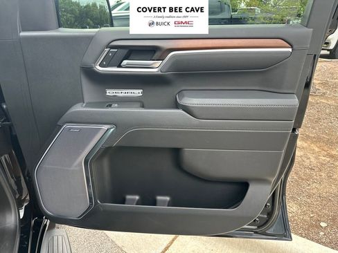 Used 2025 GMC Sierra 1500 Denali w/ Technology Package image 34