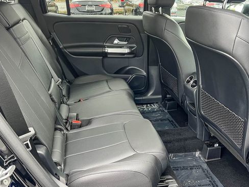 Used 2025 Mercedes-Benz GLB 250 GLB 250 image 19