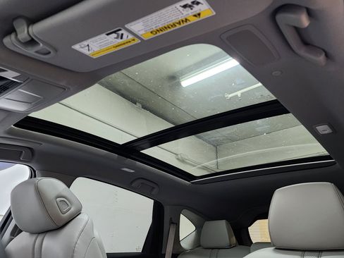 Used 2024 Acura RDX SH-AWD w/ Technology Package image 24