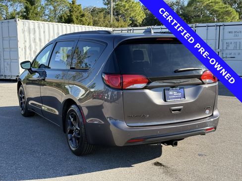 Used 2020 Chrysler Pacifica Limited w/ Advanced Safetytec Group image 6