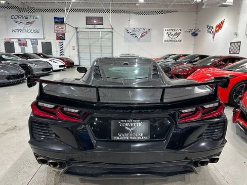 Used 2021 Chevrolet Corvette Stingray Preferred Cpe w/ Z51 Performance Package RWD image 8