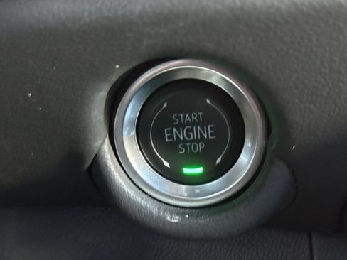 Used 2025 Chevrolet Tahoe LT AWD/4WD image 33