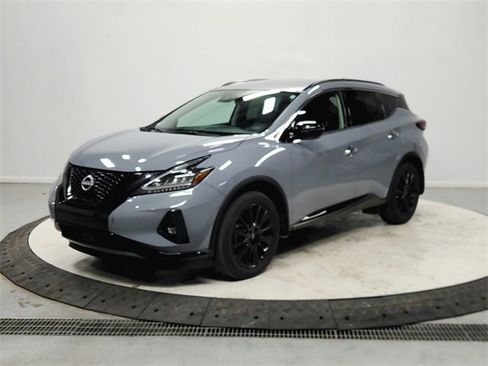 Used 2023 Nissan Murano SV w/ SV Midnight Edition Package image 3