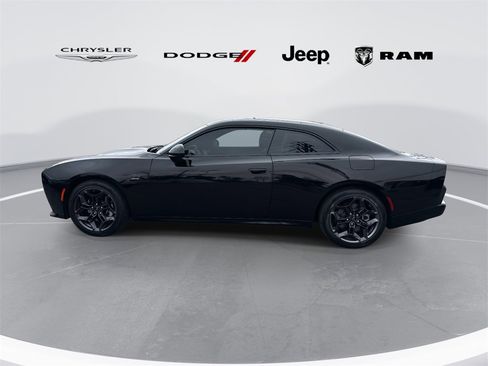 Used 2025 Dodge Charger R/T w/ Quick Order Package 25M R/T image 6