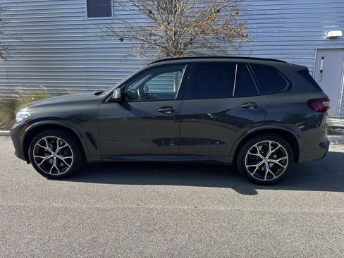 Used 2022 BMW X5 M50i w/ Executive Package image 2
