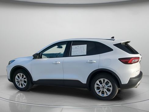 Certified 2025 Ford Escape Active FWD image 18