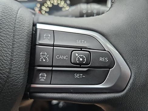 Used 2024 Jeep Compass Limited AWD/4WD image 15