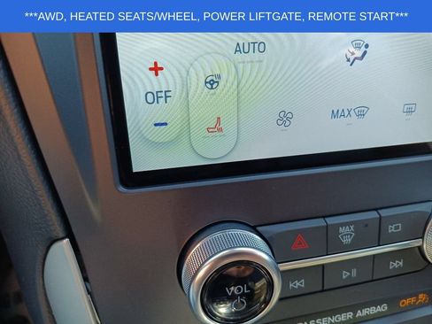 Used 2024 Ford Edge SEL w/ Convenience Package AWD/4WD image 4