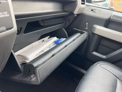 Certified 2019 Ford F150 Lariat w/ Equipment Group 502A Luxury AWD/4WD image 20