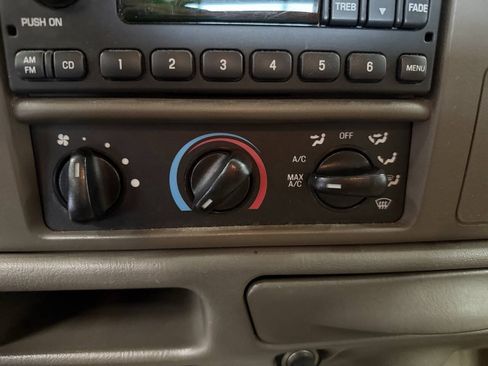 Used 2002 Ford F250 4x4 SuperCab Super Duty image 35